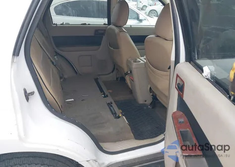 2010 Ford Escape Xlt из США, поврежденный, VIN 1FMCU0D78AKA14934